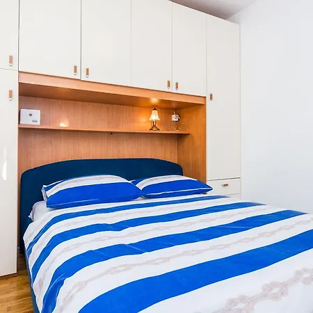 Babin Kuk Apartment